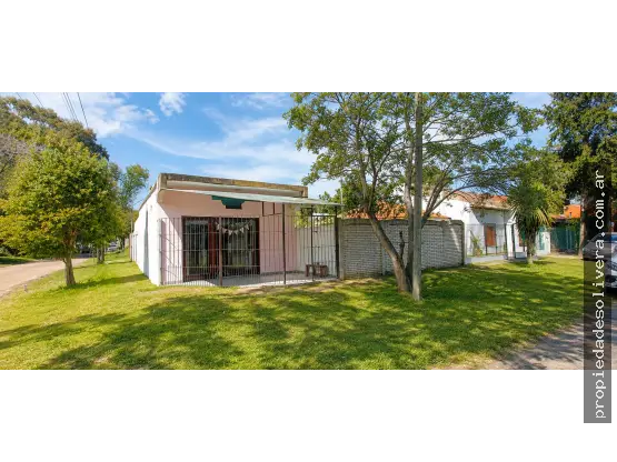 Casa en venta en CAMET FELIX U.