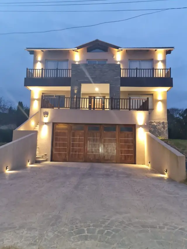 Casa de 6 ambientes en venta en SIERRA DE LOS PADRES