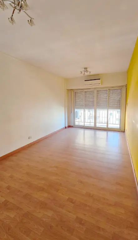 Departamento de 3 ambientes en venta en LA PERLA