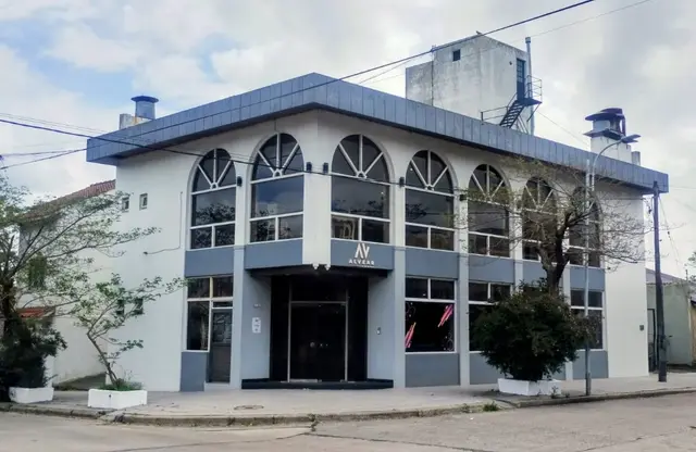 Local en venta en DEL PUERTO