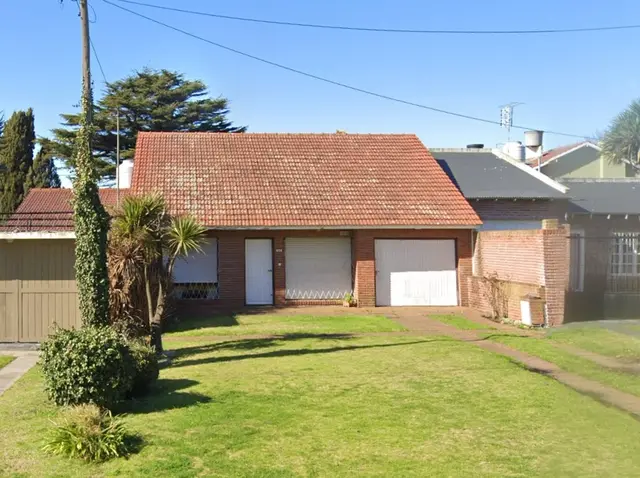 Casa de 4 ambientes en venta en PUNTA MOGOTES