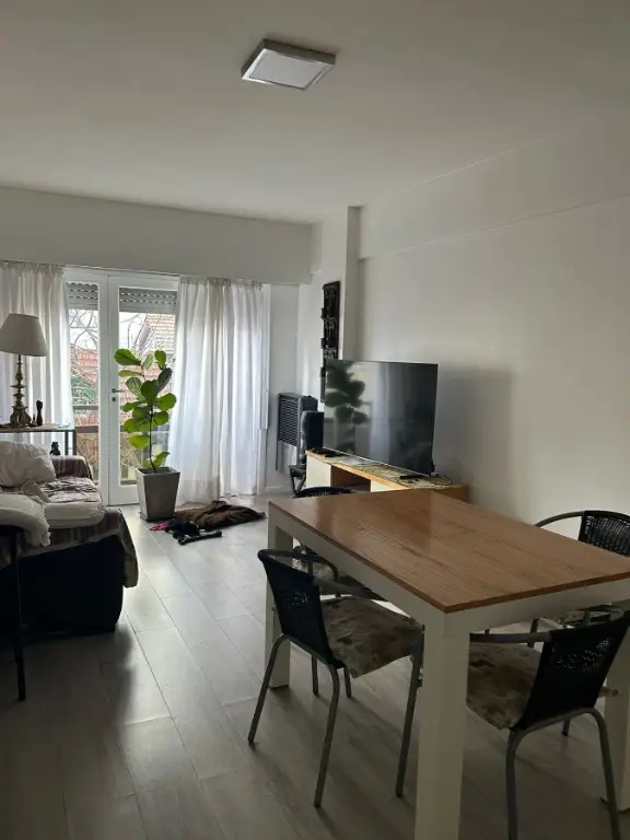 Departamento de 4 ambientes en venta en LA PERLA