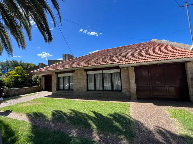 Casa de 6 ambientes en venta en ESTRADA JOSE MANUEL