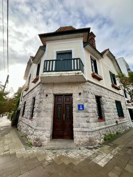 Casa de 4 ambientes en alquiler en LOMAS DE STELLA MARIS
