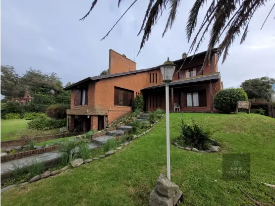 Casa de 2 ambientes en venta en PUNTA MOGOTES