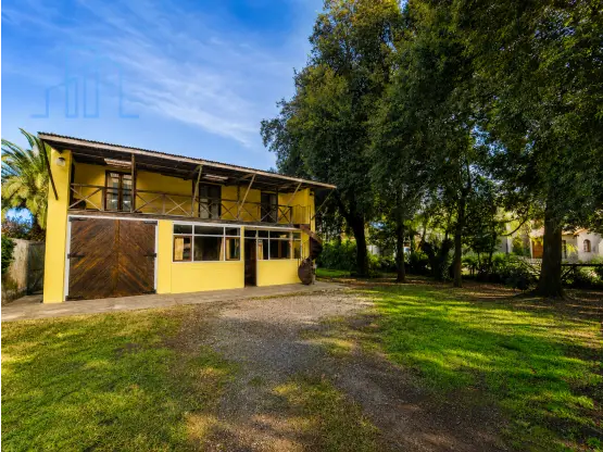 Casa de 2 ambientes en venta en FUNES Y SAN LORENZO