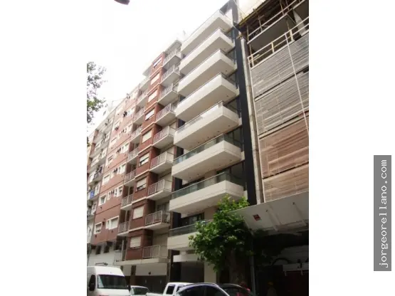 Departamento de 2 ambientes en venta en LAS LILAS
