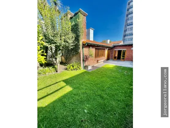 Casa de 5 ambientes en venta en Centro