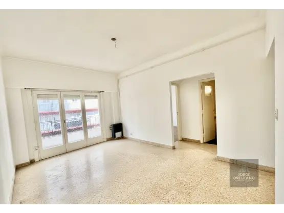 Departamento de 3 ambientes en alquiler en Centro