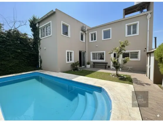 Casa de 4 ambientes en venta en ESTRADA JOSE MANUEL