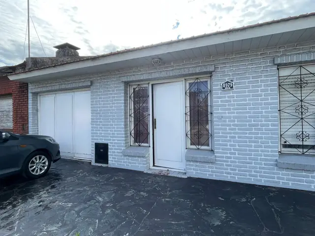 Casa de 3 ambientes en venta en LAS AVENIDAS