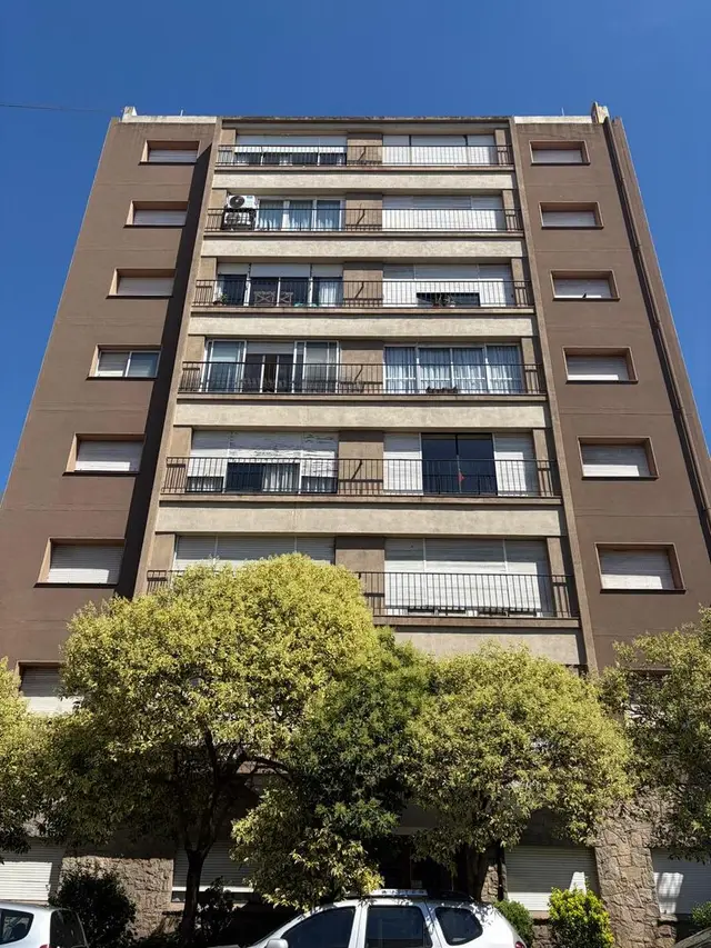 Departamento de 3 ambientes en venta en PLAZA PERALTA RAMOS