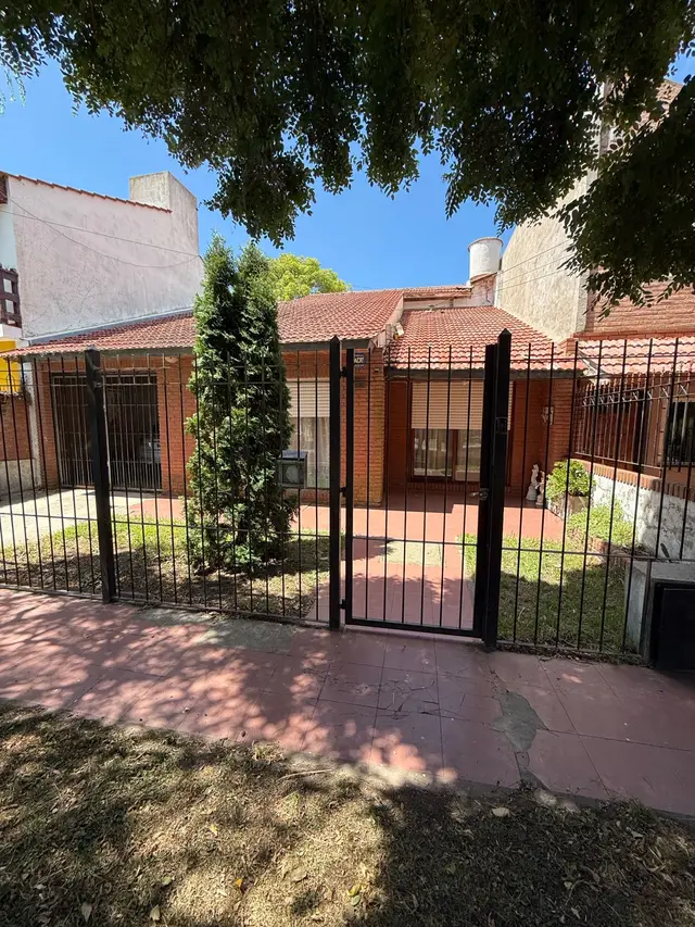 Casa de 6 ambientes en venta en ESTRADA JOSE MANUEL