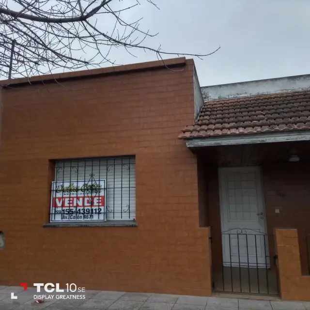 Casa de 5 ambientes en venta en VILLA PRIMERA