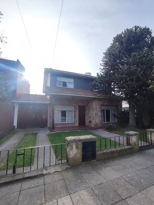 Casa de 4 ambientes en venta en FARO NORTE