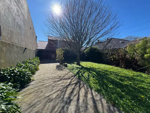 Casa de 3 ambientes en venta en LOS PINARES