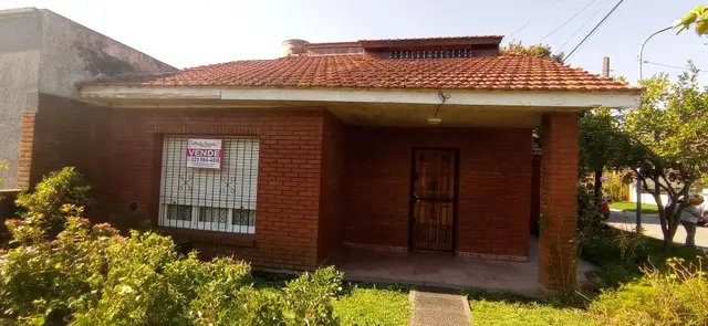 Casa de 4 ambientes en venta en LOS PINARES