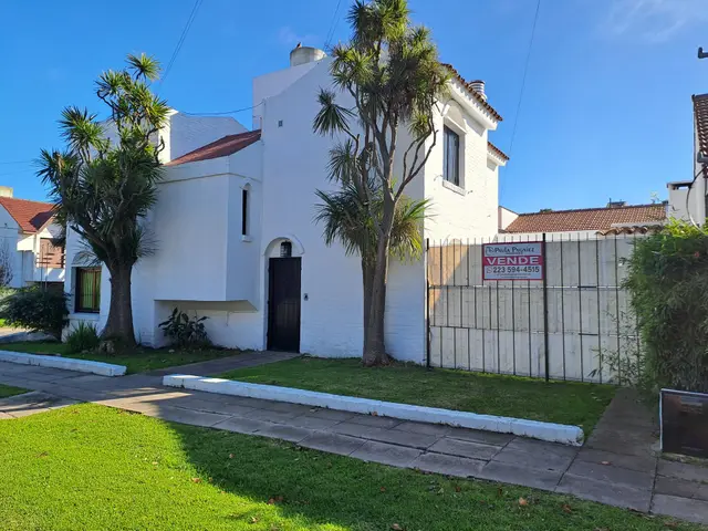 Casa de 4 ambientes en venta en COLINAS DE PERALTA RAMOS