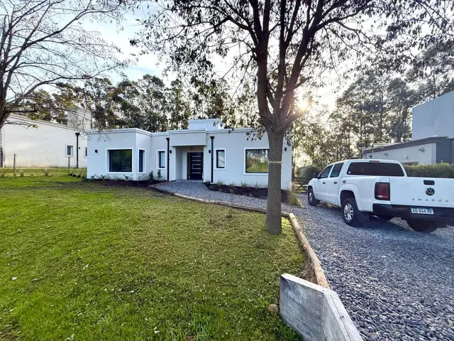 Casa de 2 ambientes en venta en Playa Chapadmalal