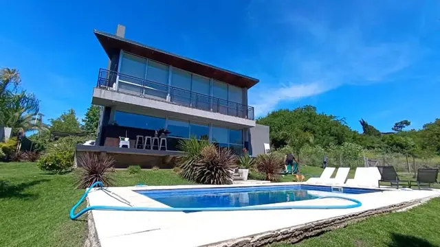 Casa de 3 ambientes en venta en SIERRA DE LOS PADRES