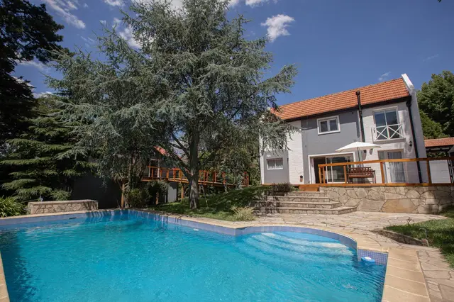 Casa de 3 ambientes en venta en LOS PINARES