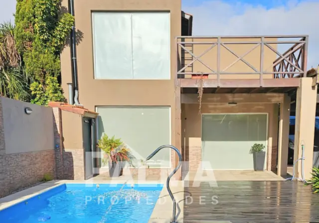 Casa de 3 ambientes en venta en SAN CARLOS