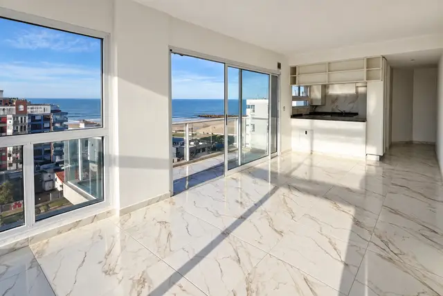 Departamento de 2 ambientes en venta en PARQUE LURO