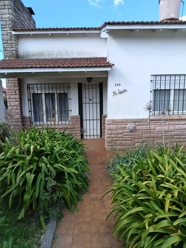 Casa de 5 ambientes en venta en FARO NORTE