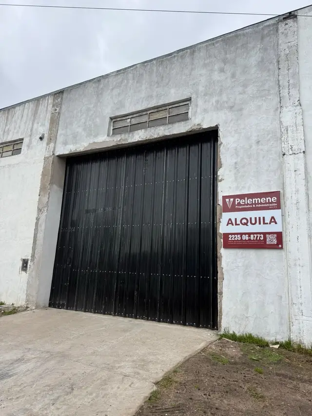 Local de 1 ambiente en alquiler en BOSQUE GRANDE