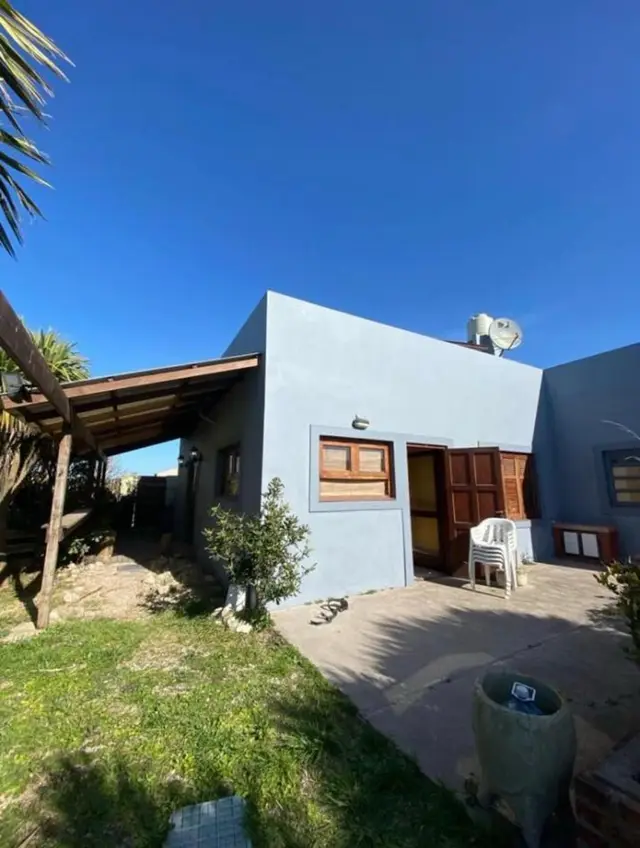 Casa de 2 ambientes en venta en Camet