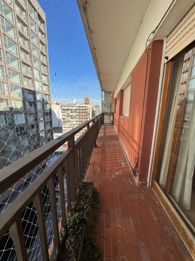 Departamento de 4 ambientes en venta en LA PERLA