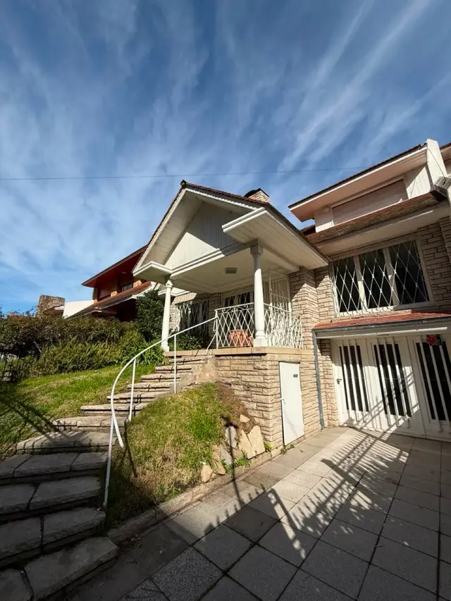 Casa de 3 ambientes en venta en GENERAL ROCA