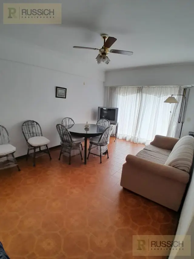 Departamento de 3 ambientes en venta en Centro