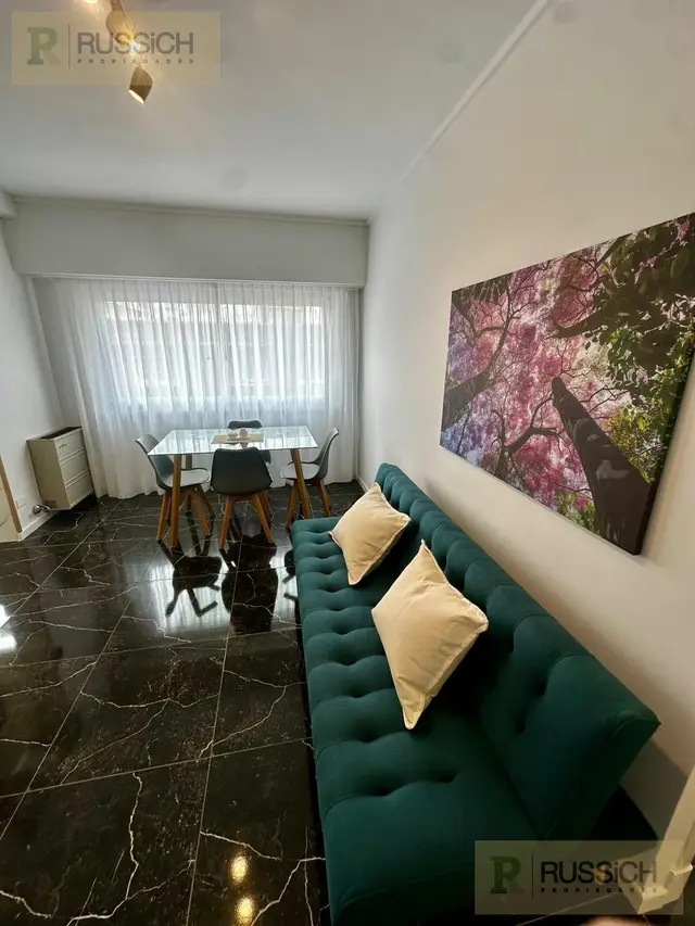 Departamento de 3 ambientes en venta en Centro