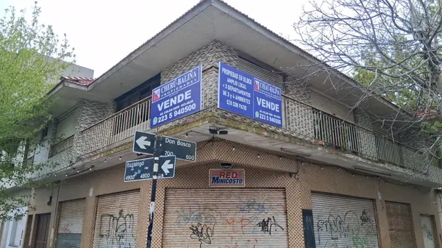 Casa de 4 ambientes en venta en Villa Primera