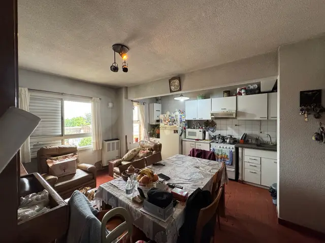 Departamento de 3 ambientes en venta en LAS AVENIDAS