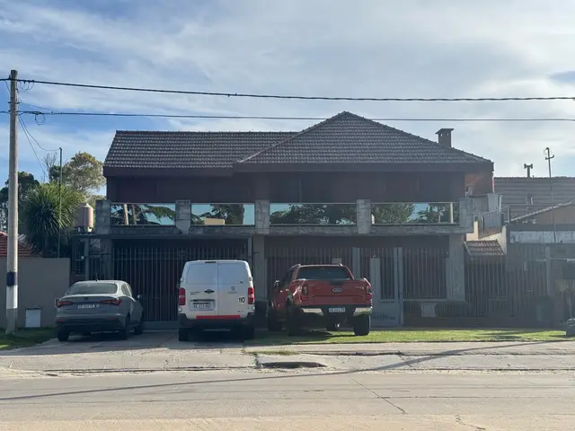 Casa de 6 ambientes en venta en LA FLORIDA