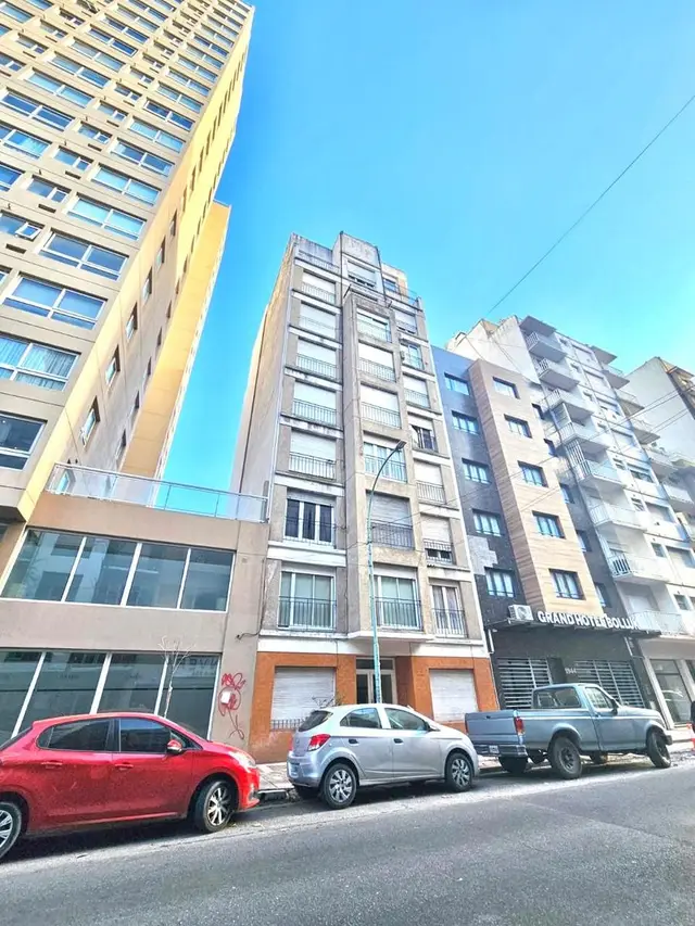 Departamento de 1 ambiente en venta en JURAMENTO