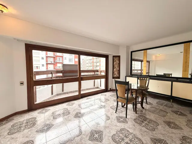 Departamento de 3 ambientes en venta en Centro