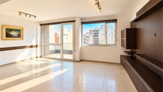 Departamento de 3 ambientes en venta en LA PERLA