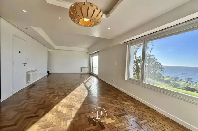 Departamento de 5 ambientes en venta en LEANDRO N. ALEM