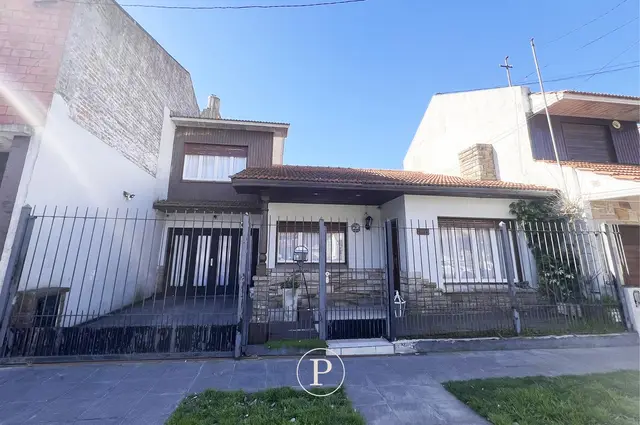 Casa de 4 ambientes en venta en SAN JOSE