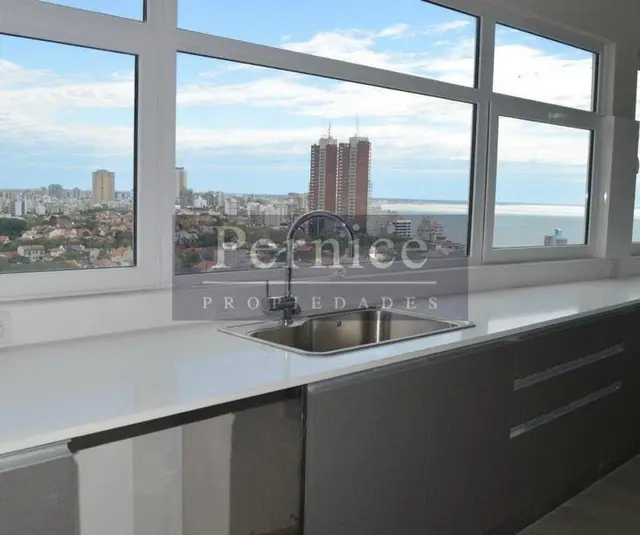 Departamento de 4 ambientes en venta en LOMAS DE STELLA MARIS