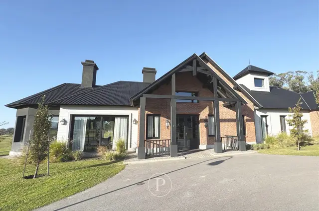 Terreno en venta en LOS ACANTILADOS