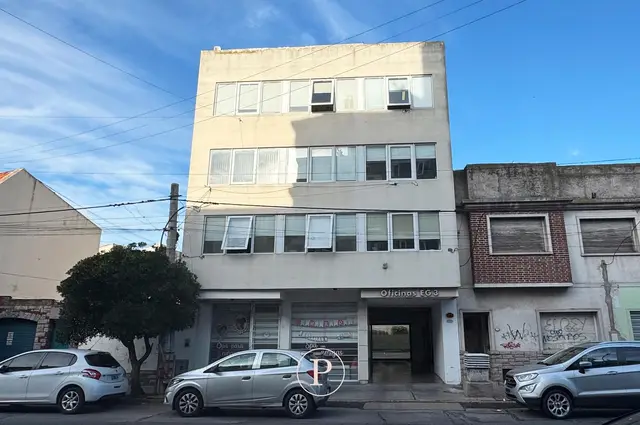 Local de 4 ambientes en venta en SAN JOSE