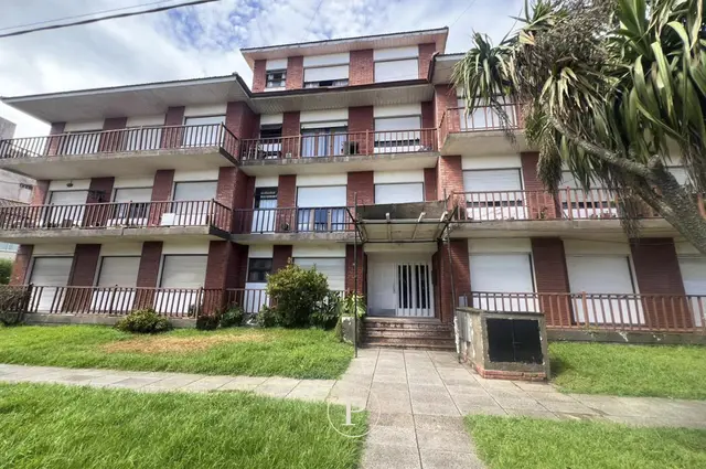 Departamento de 3 ambientes en venta en CONSTITUCION