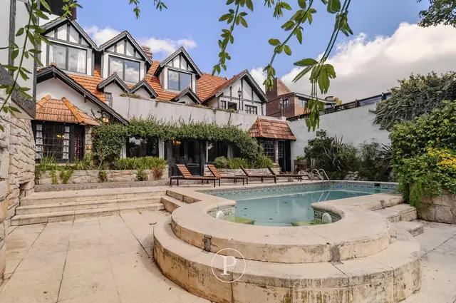 Casa de 8 ambientes en venta en PLAYA GRANDE