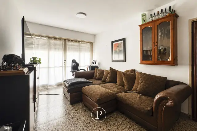 Departamento de 3 ambientes en venta en LA PERLA