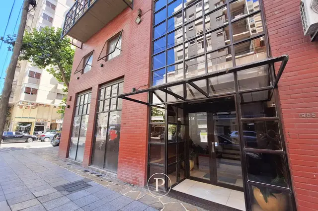 Local de 6 ambientes en venta en Centro
