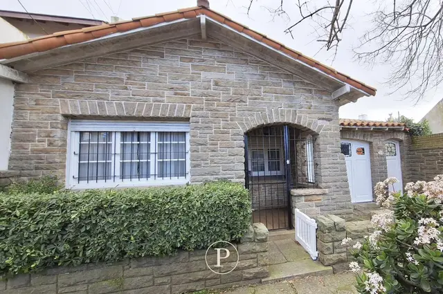 Casa de 4 ambientes en alquiler en GENERAL ROCA